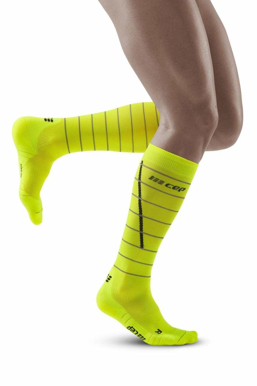 CEP Reflective Kompressionssocken - neon yellow